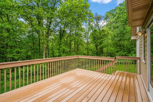 64 Nicholas Drive, Valparaiso, IN 46383