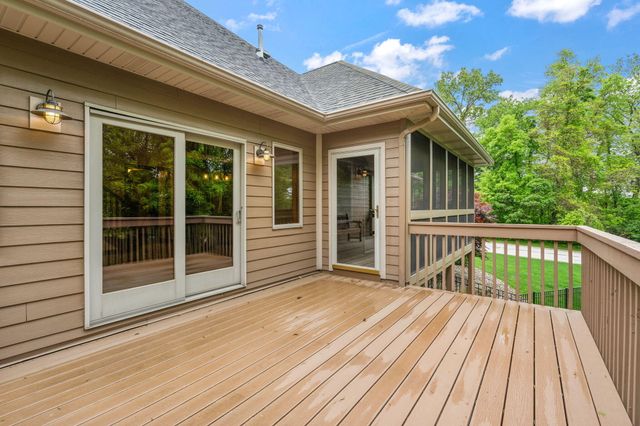 64 Nicholas Drive, Valparaiso, IN 46383