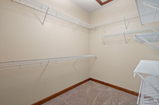 64 Nicholas Drive, Valparaiso, IN 46383