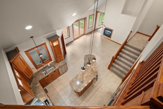 64 Nicholas Drive, Valparaiso, IN 46383