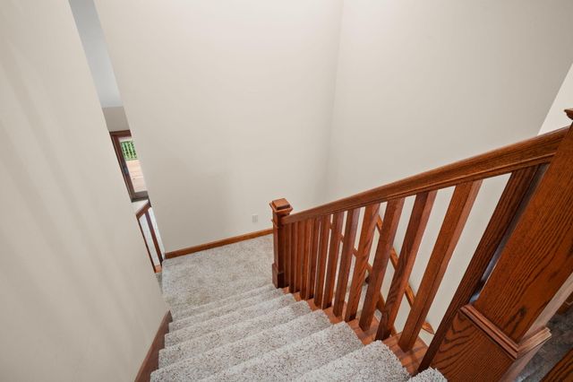 64 Nicholas Drive, Valparaiso, IN 46383