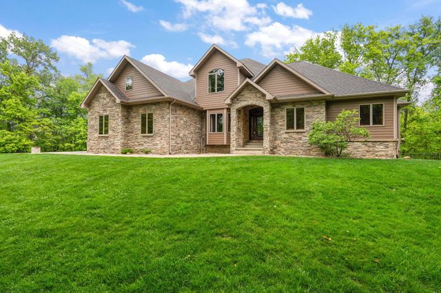 64 Nicholas Drive, Valparaiso, IN 46383