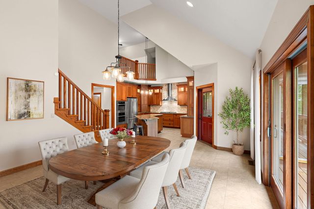 64 Nicholas Drive, Valparaiso, IN 46383