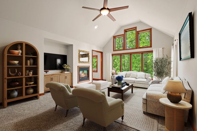 64 Nicholas Drive, Valparaiso, IN 46383