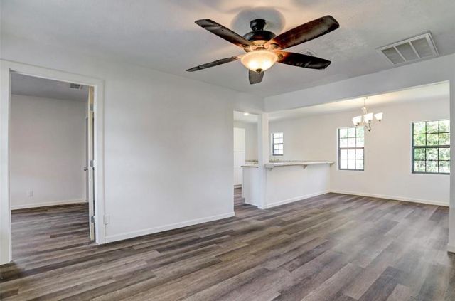 513 Mayford Street, Houston, TX 77076