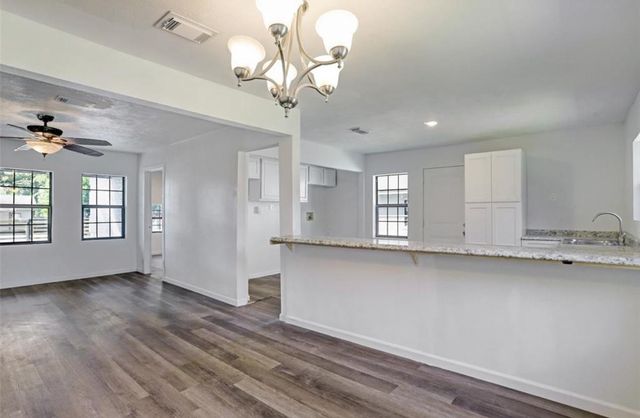 513 Mayford Street, Houston, TX 77076