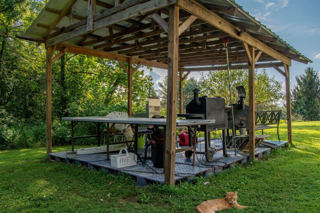 2850 Lower Licking Road, Morehead, KY 40351