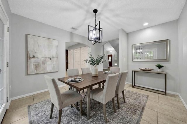 9 W Lance Leaf Road, The Woodlands, TX 77381