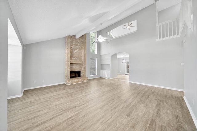 9 W Lance Leaf Road, The Woodlands, TX 77381