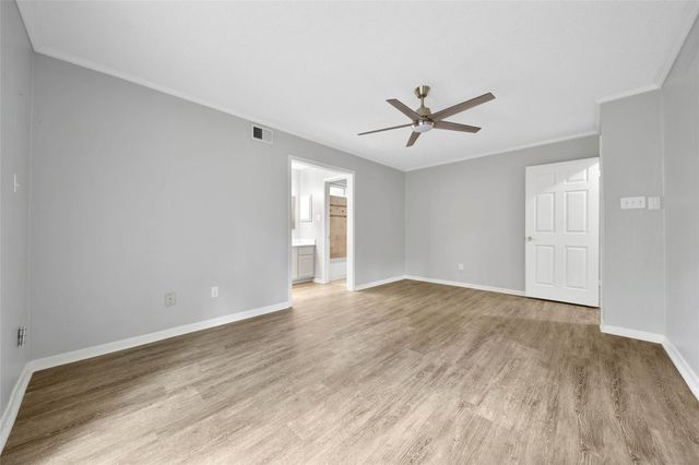 9 W Lance Leaf Road, The Woodlands, TX 77381