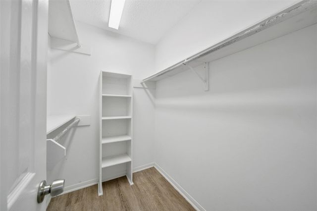 9 W Lance Leaf Road, The Woodlands, TX 77381