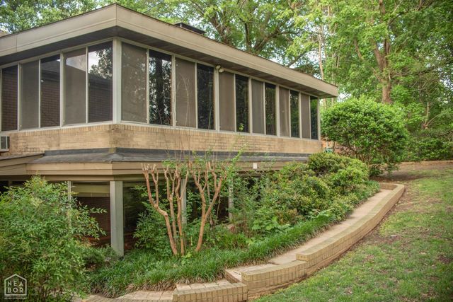1309 Linden, Jonesboro, AR 72401