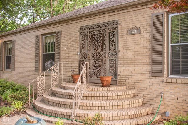 1309 Linden, Jonesboro, AR 72401