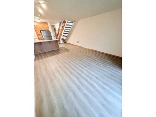 5230 Sw 42ND Ave, Portland, OR 97221