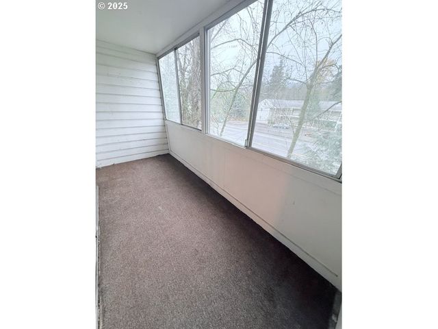 5230 Sw 42ND Ave, Portland, OR 97221