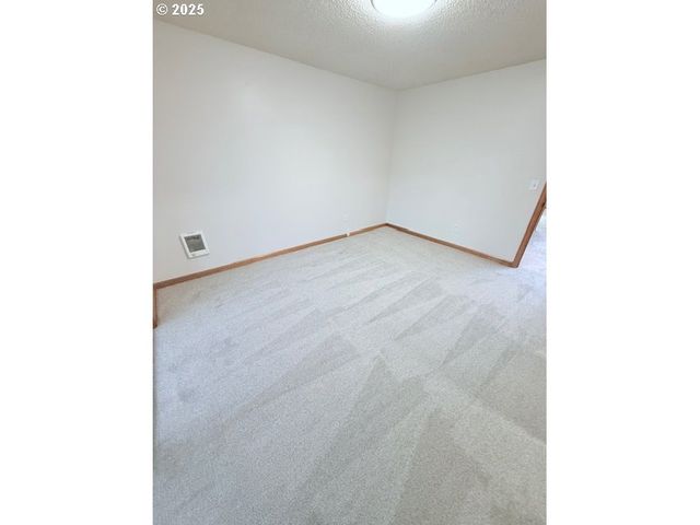 5230 Sw 42ND Ave, Portland, OR 97221