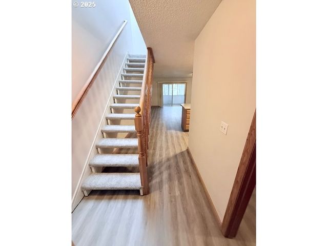 5230 Sw 42ND Ave, Portland, OR 97221