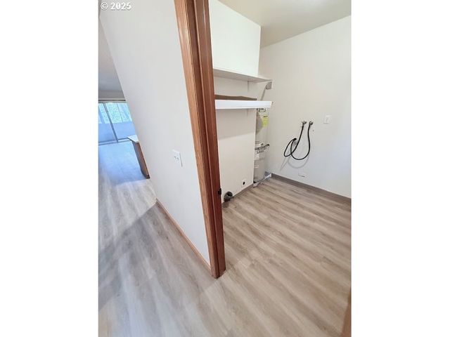 5230 Sw 42ND Ave, Portland, OR 97221