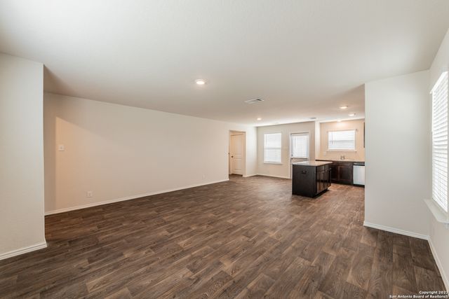 1006 Western Whipbird, San Antonio, TX 78253