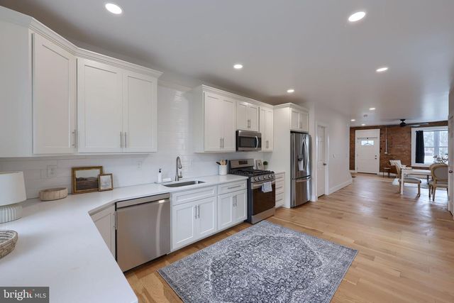 549 ROCKLAND ST, Lancaster, PA 17602