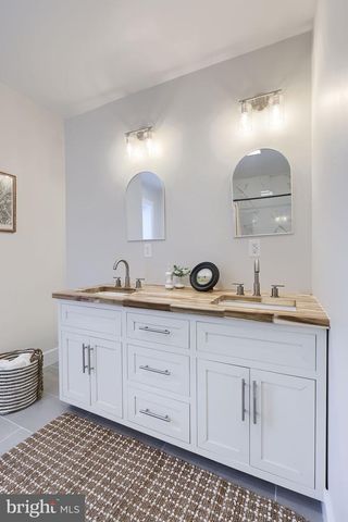 549 ROCKLAND ST, Lancaster, PA 17602