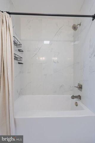 549 ROCKLAND ST, Lancaster, PA 17602