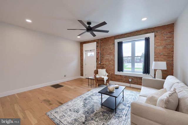 549 ROCKLAND ST, Lancaster, PA 17602