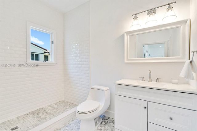 3930 Crawford Ave, Miami, FL 33133