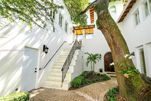 3930 Crawford Ave, Miami, FL 33133