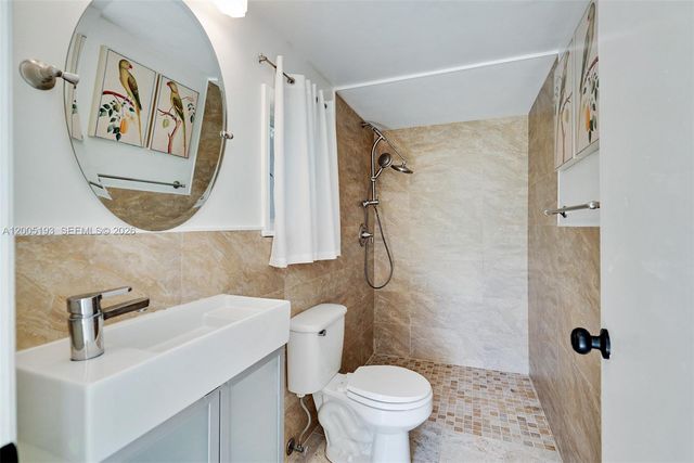 3930 Crawford Ave, Miami, FL 33133