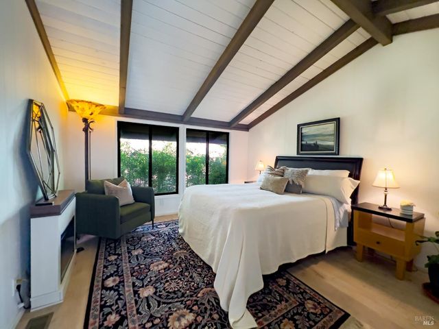 16620 Guernewood Rd, Guerneville, CA 95446