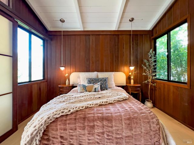 16620 Guernewood Rd, Guerneville, CA 95446