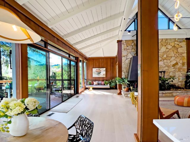 16620 Guernewood Rd, Guerneville, CA 95446