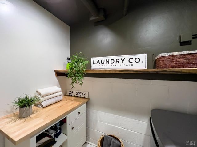 16620 Guernewood Rd, Guerneville, CA 95446