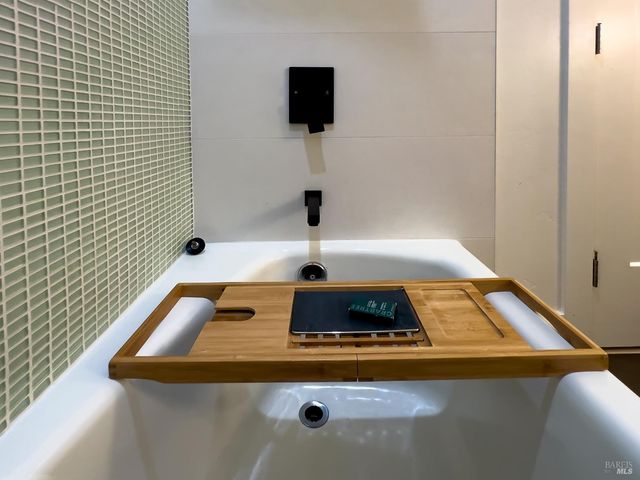 16620 Guernewood Rd, Guerneville, CA 95446