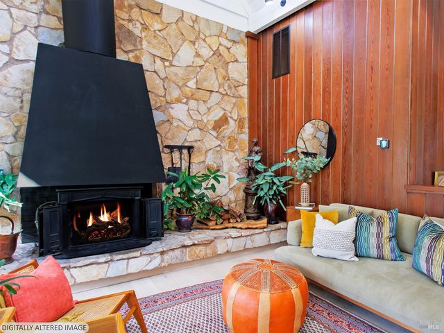 16620 Guernewood Rd, Guerneville, CA 95446