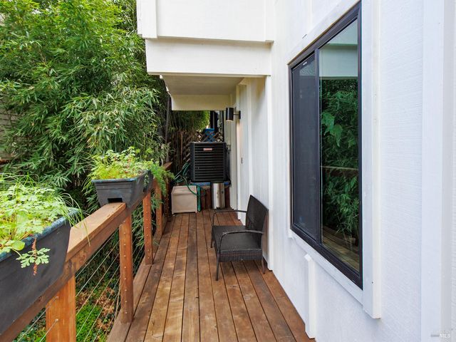 16620 Guernewood Rd, Guerneville, CA 95446