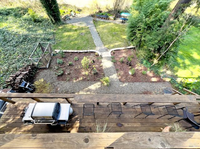 16620 Guernewood Rd, Guerneville, CA 95446