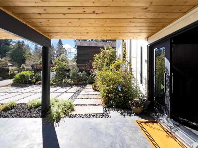 16620 Guernewood Rd, Guerneville, CA 95446