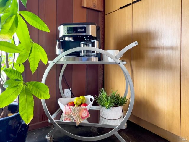 16620 Guernewood Rd, Guerneville, CA 95446