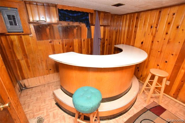 1701 Park Street, Flint, MI 48503