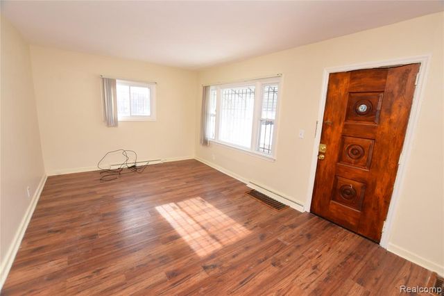 1701 Park Street, Flint, MI 48503