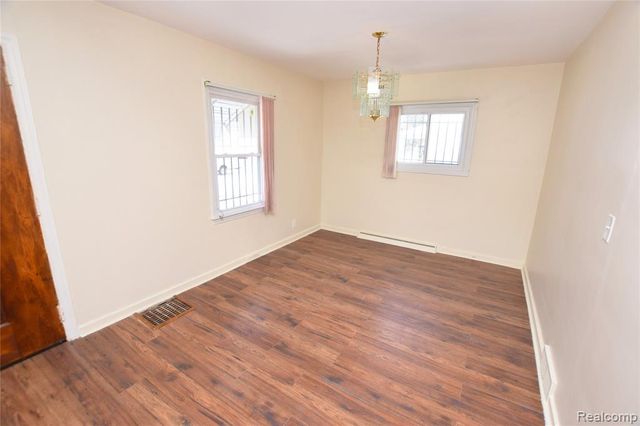 1701 Park Street, Flint, MI 48503