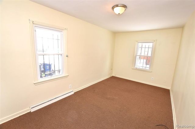 1701 Park Street, Flint, MI 48503