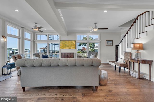 1069 SHORE ACRES RD, Arnold, MD 21012
