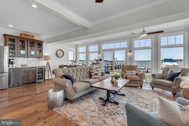 1069 SHORE ACRES RD, Arnold, MD 21012