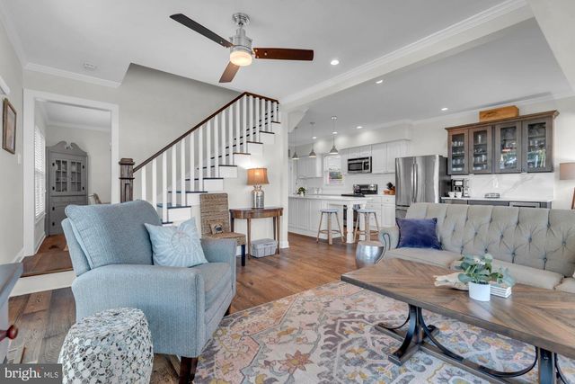 1069 SHORE ACRES RD, Arnold, MD 21012