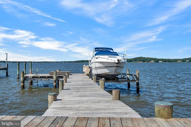 1069 SHORE ACRES RD, Arnold, MD 21012