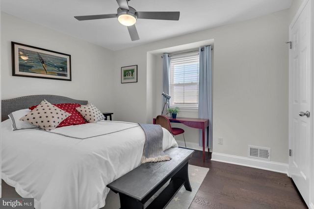 1069 SHORE ACRES RD, Arnold, MD 21012