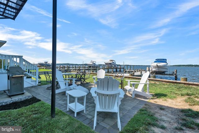 1069 SHORE ACRES RD, Arnold, MD 21012